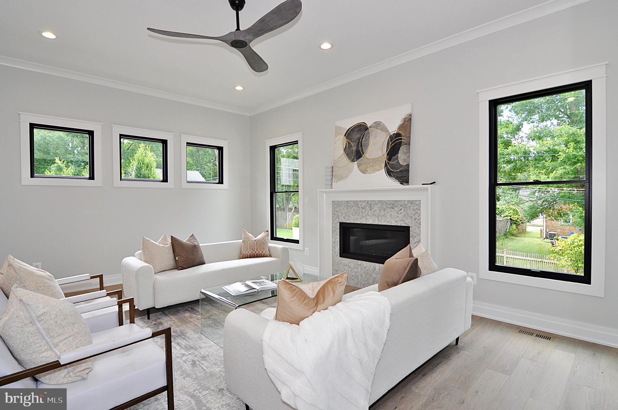 AURORA HILLS - Residential