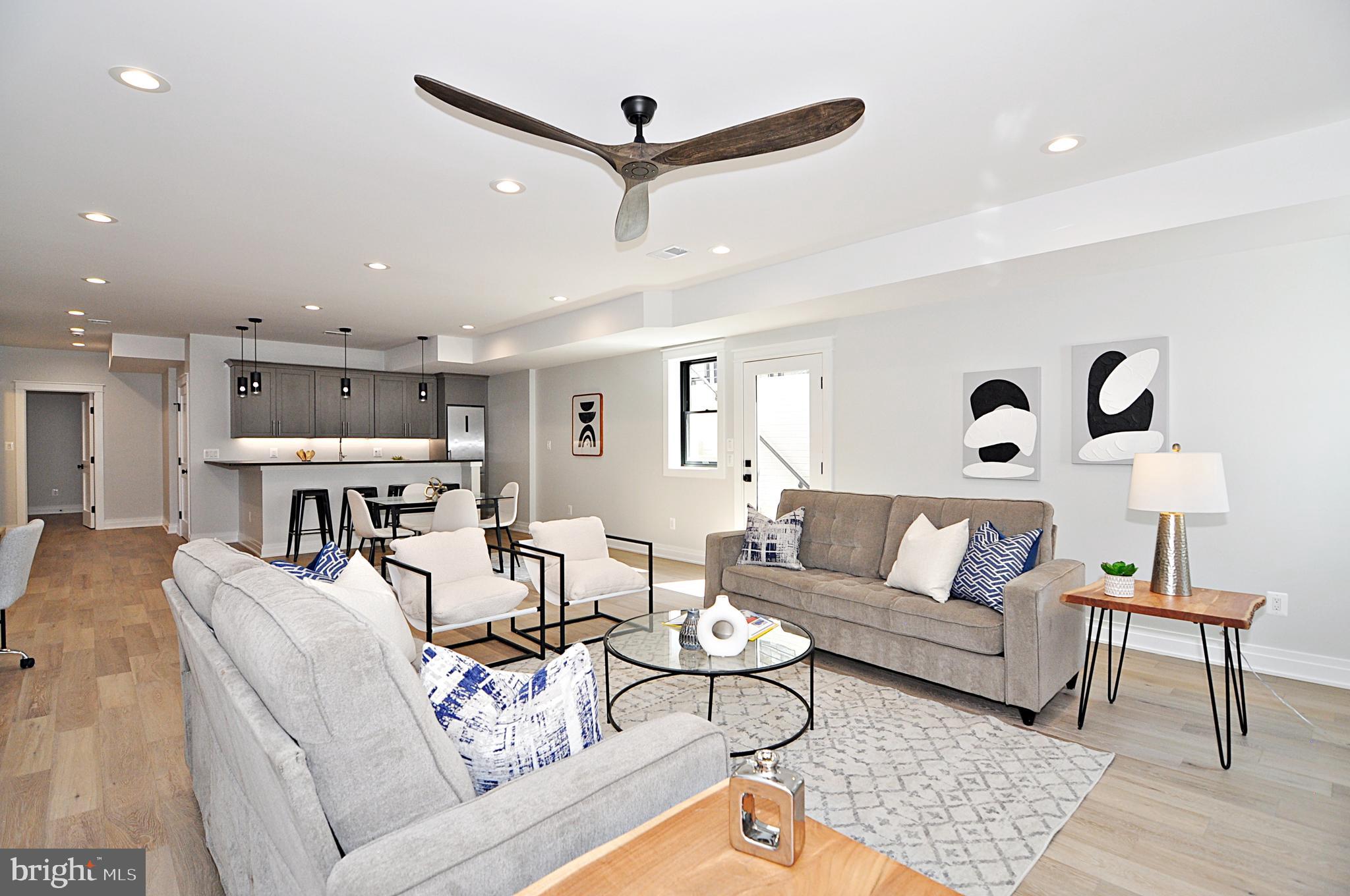 AURORA HILLS - Residential