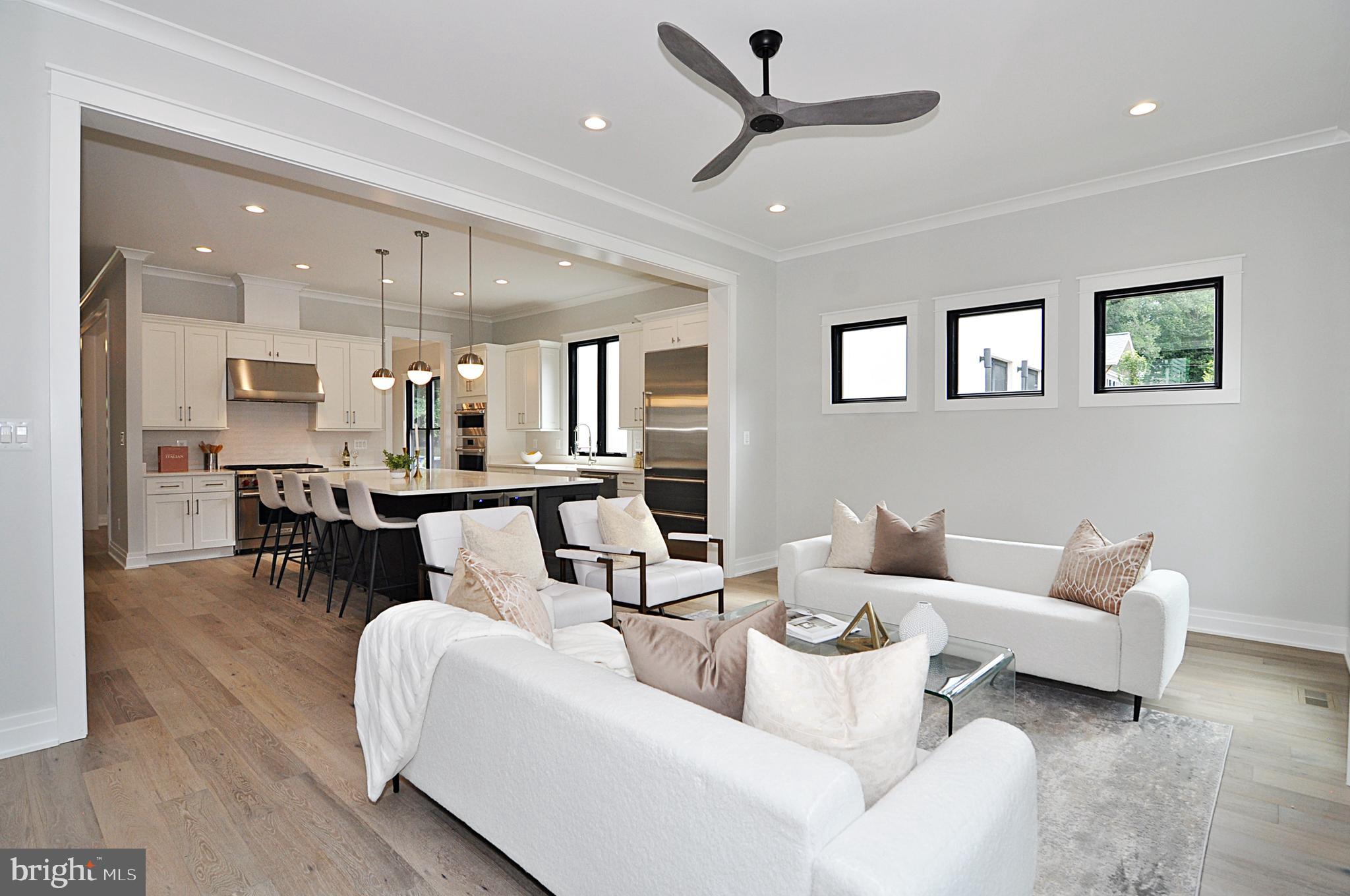 AURORA HILLS - Residential