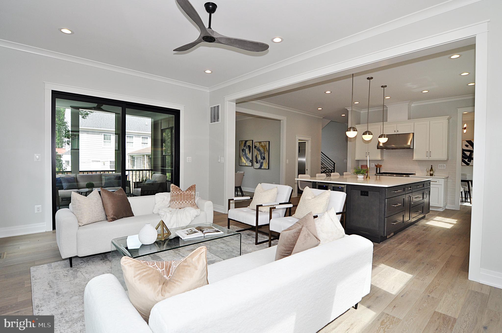 AURORA HILLS - Residential