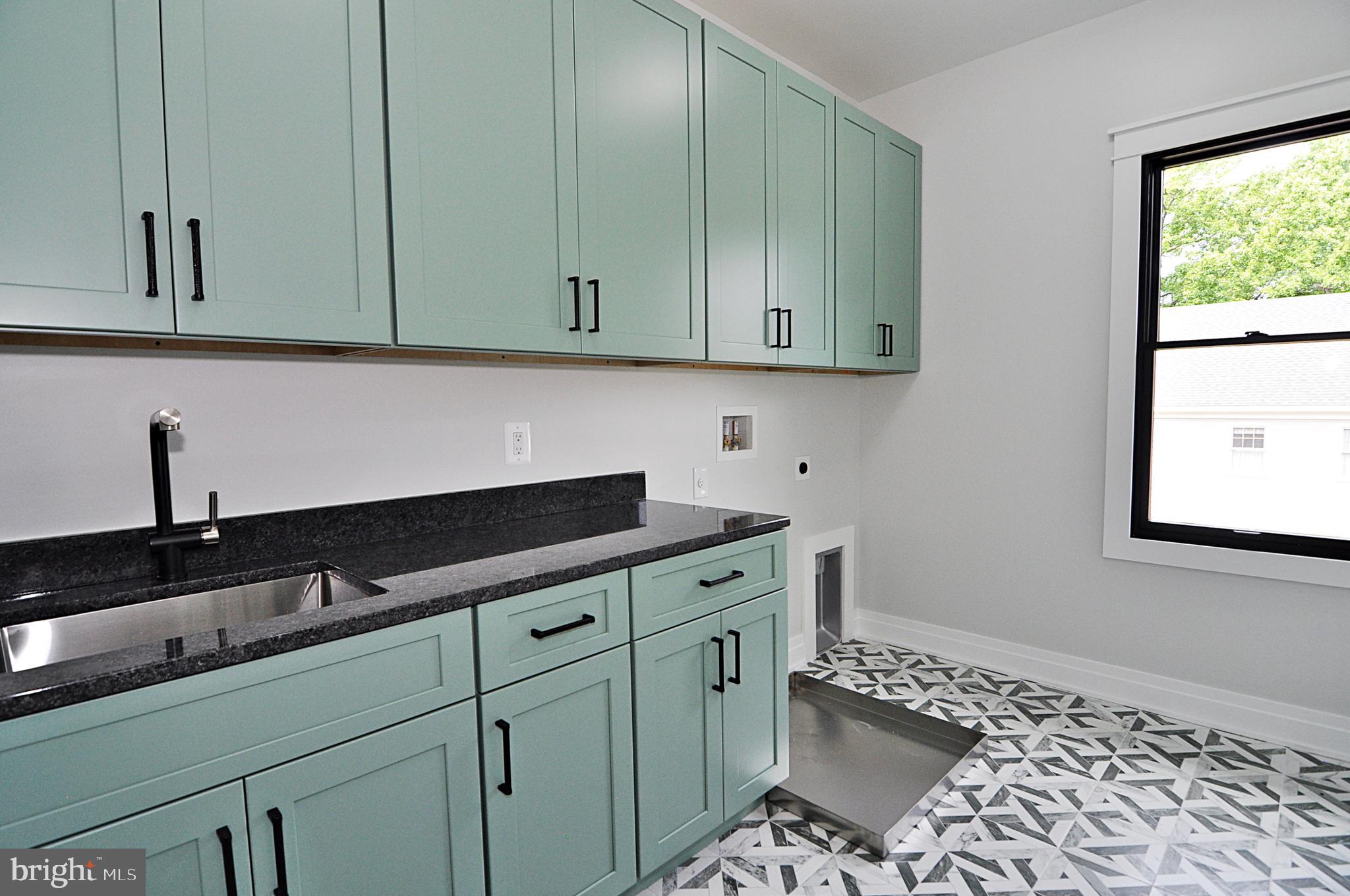 AURORA HILLS - Residential