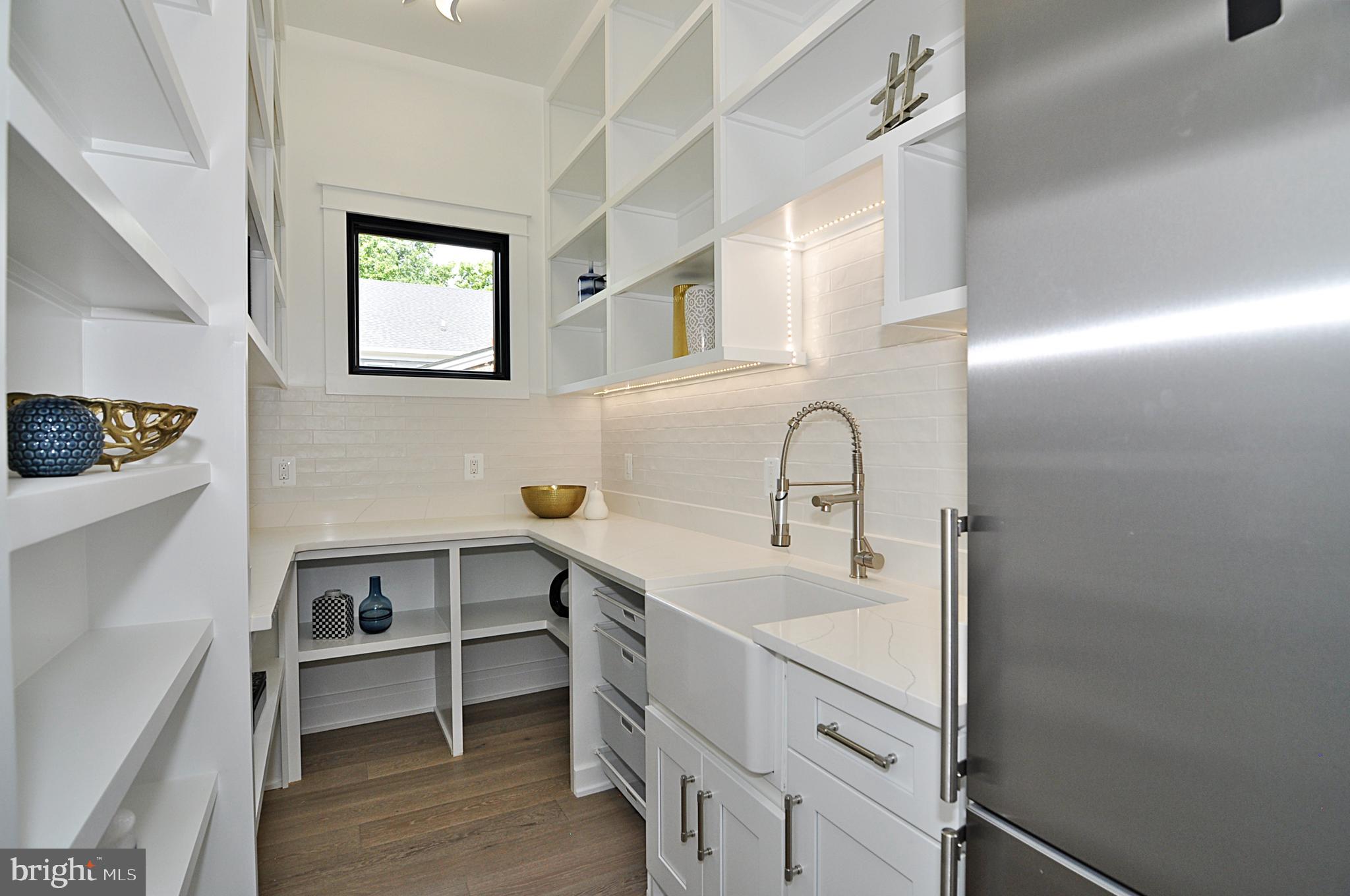 AURORA HILLS - Residential