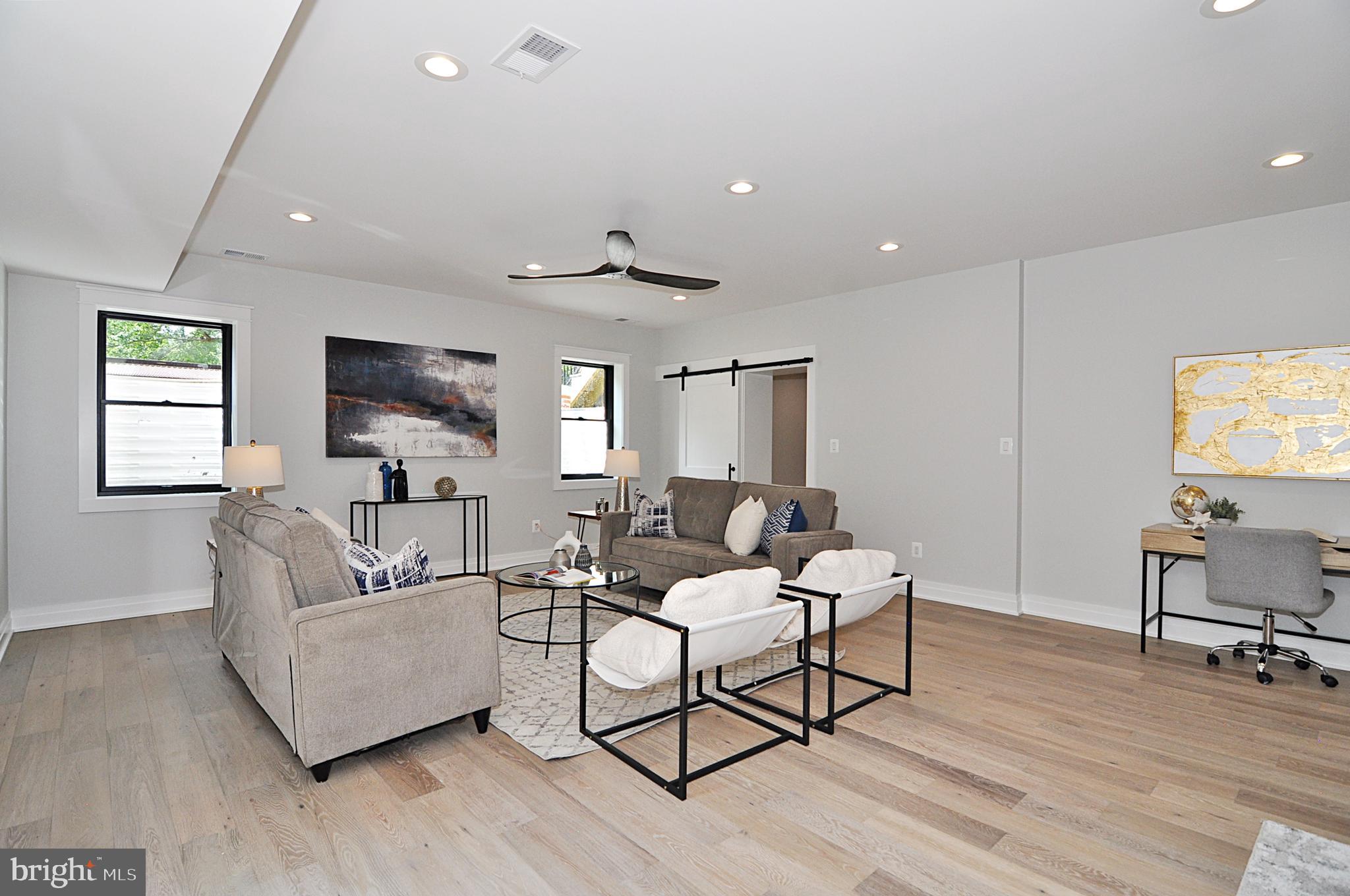 AURORA HILLS - Residential