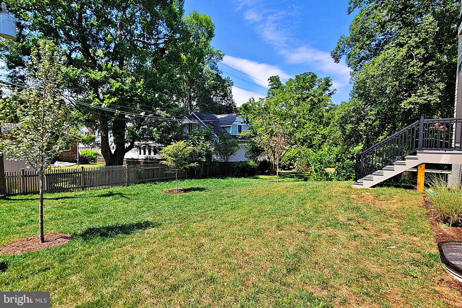 AURORA HILLS - Residential