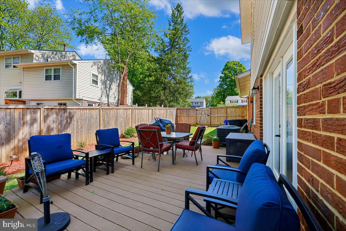 ASPEN HILL PARK - Residential