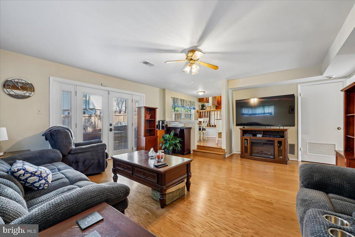 ASPEN HILL PARK - Residential