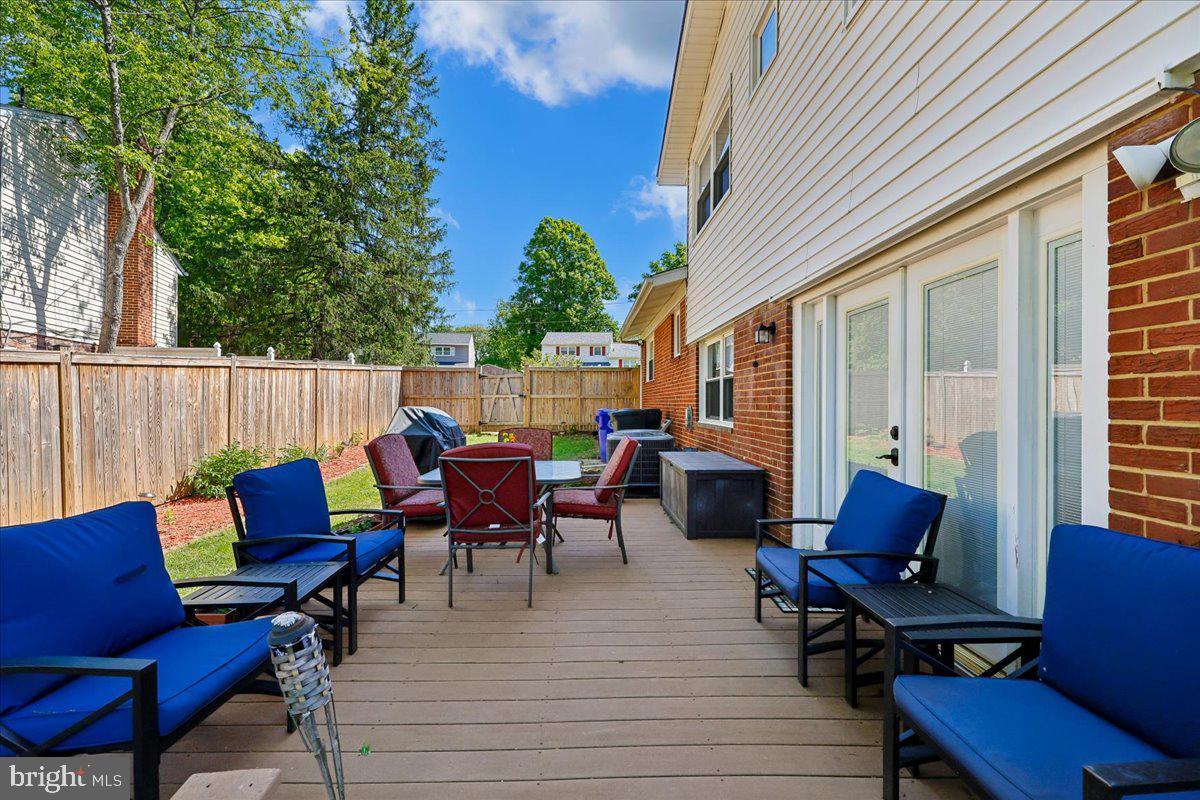 ASPEN HILL PARK - Residential
