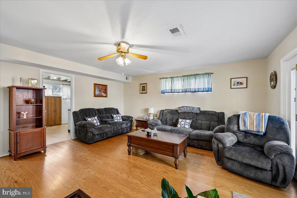 ASPEN HILL PARK - Residential