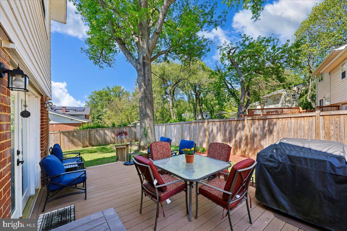ASPEN HILL PARK - Residential