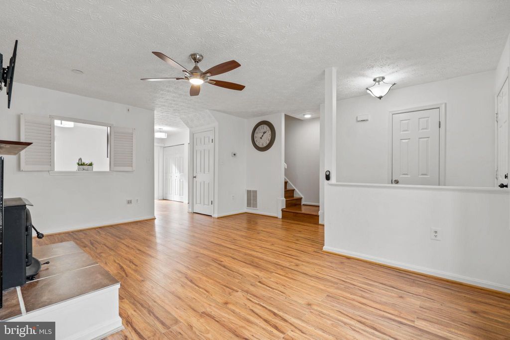 Photo of 18656 Winding Creek Place, GERMANTOWN, MD 20874 (MLS # MDMC2212166)