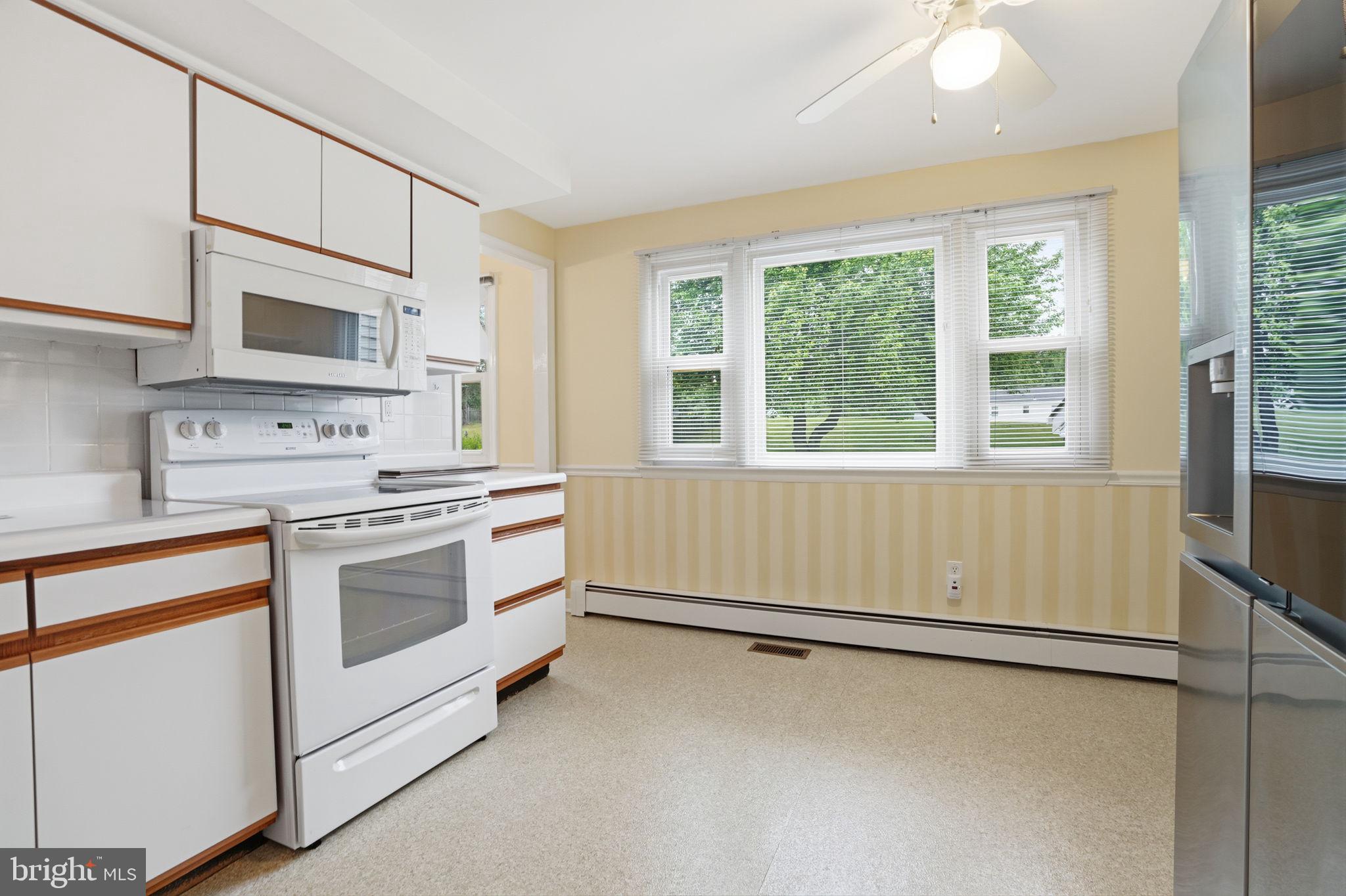 BUCK HILL ACRES - Residential