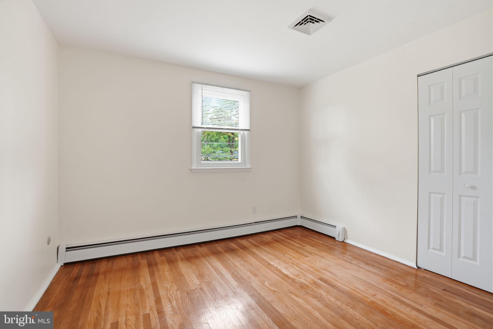 BUCK HILL ACRES - Residential