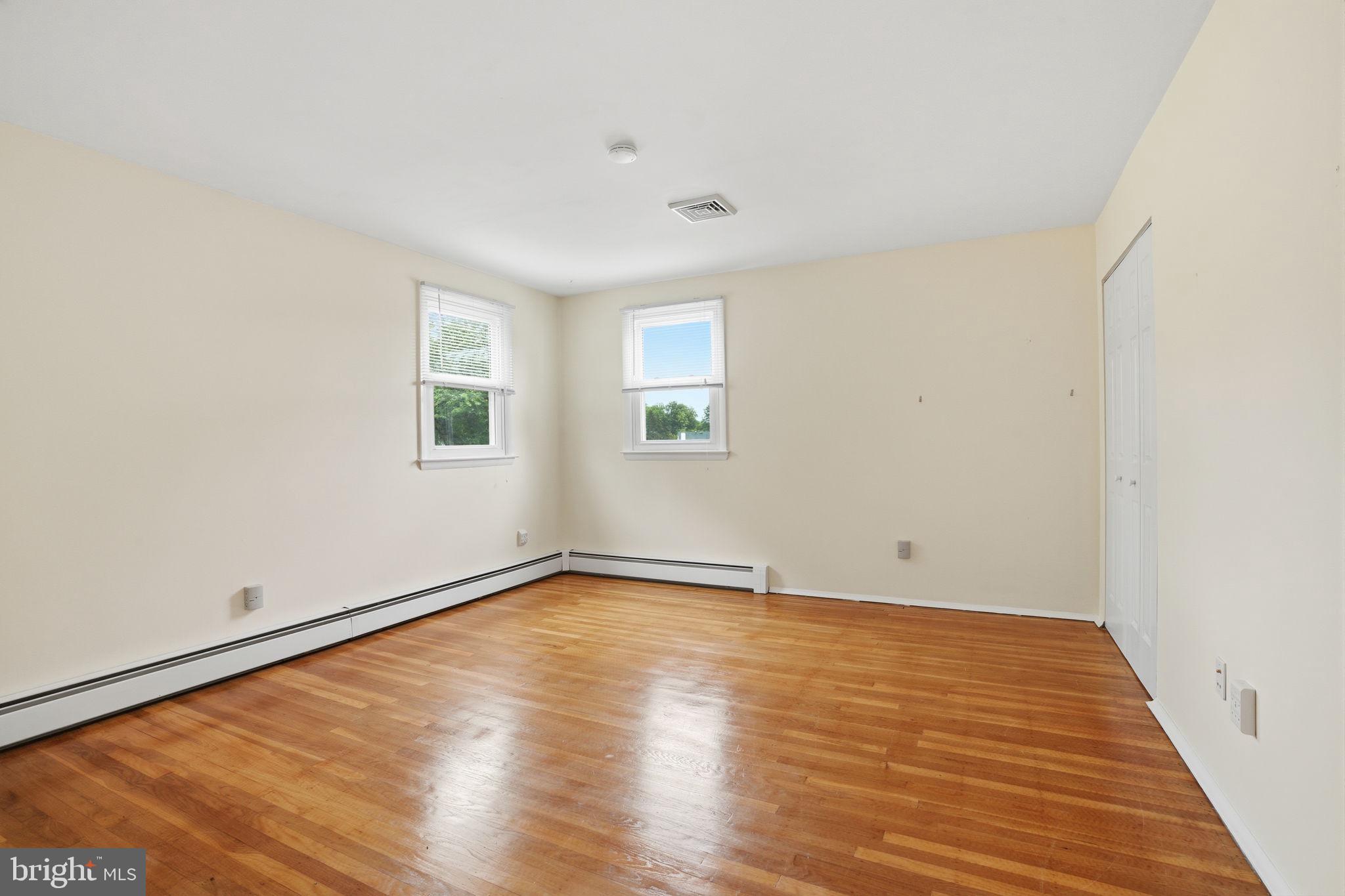 BUCK HILL ACRES - Residential