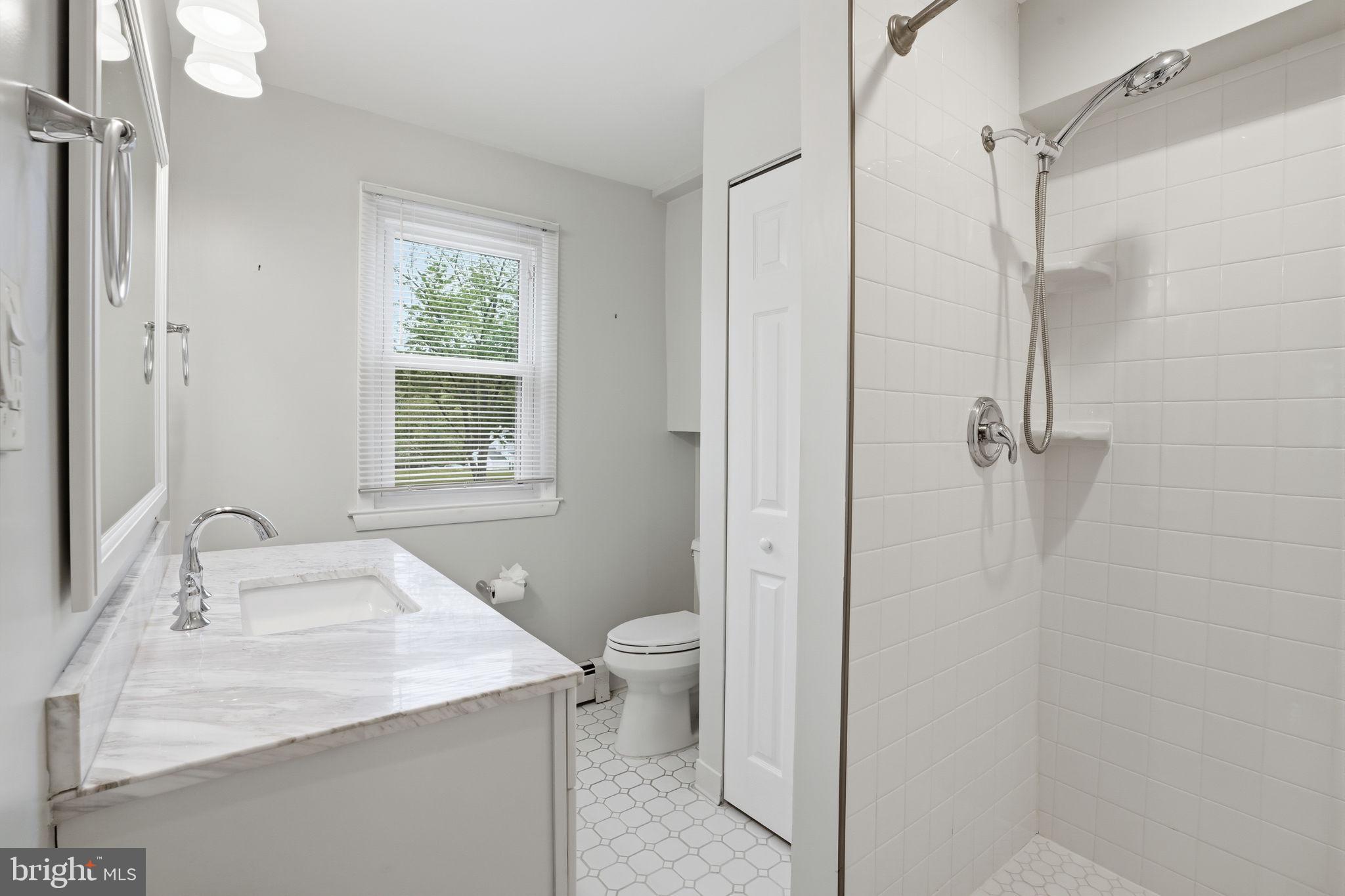 BUCK HILL ACRES - Residential
