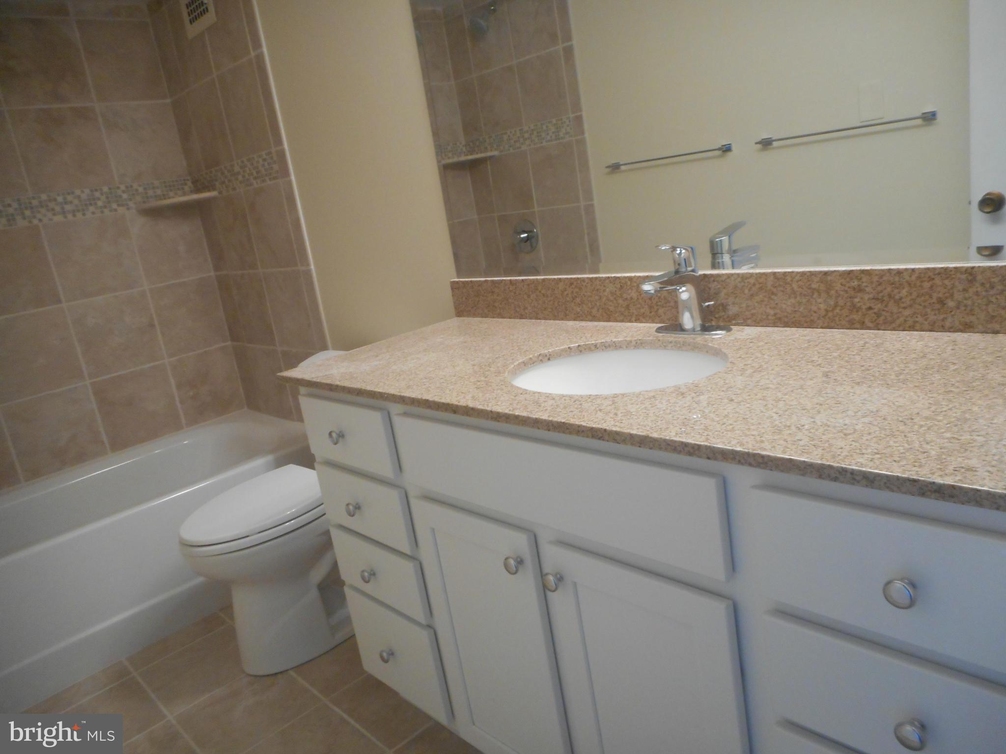 PROMENADE TOWERS - Residential Lease