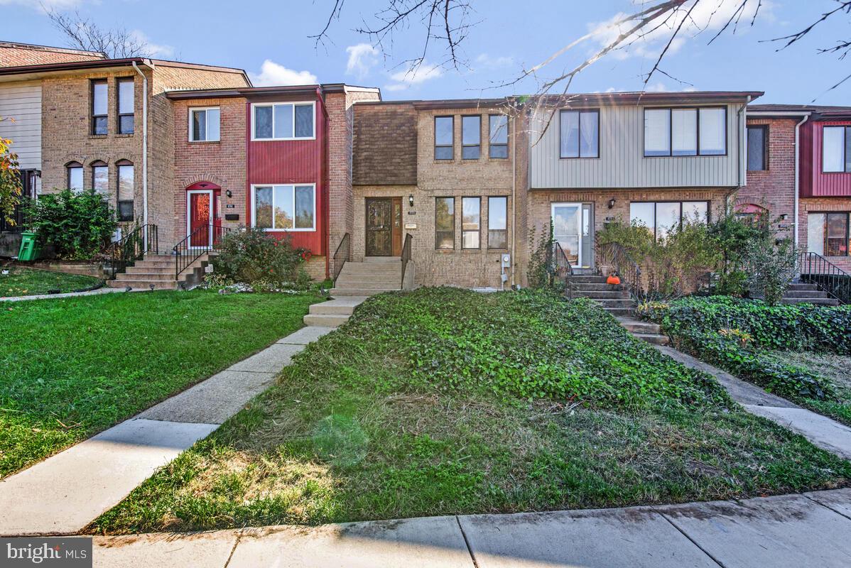 CIPRIANO WOODS - Residential