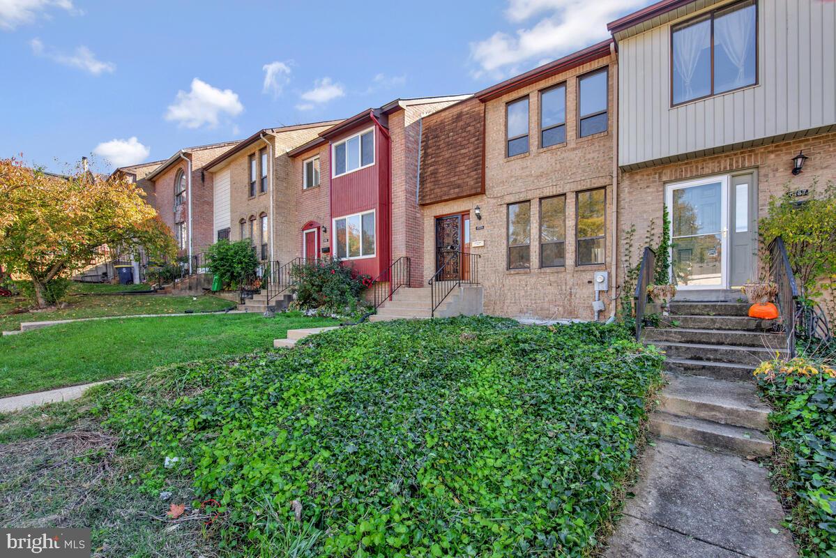 CIPRIANO WOODS - Residential