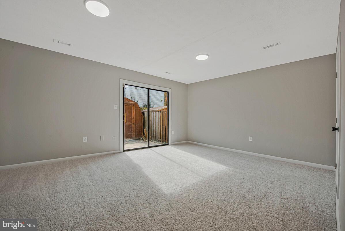 CIPRIANO WOODS - Residential