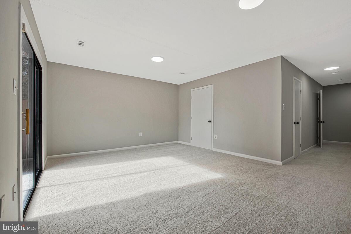 CIPRIANO WOODS - Residential