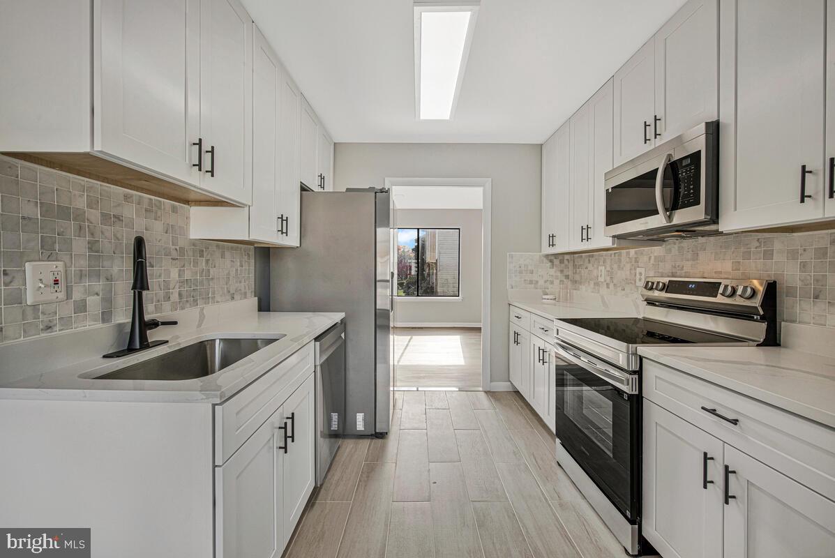 CIPRIANO WOODS - Residential