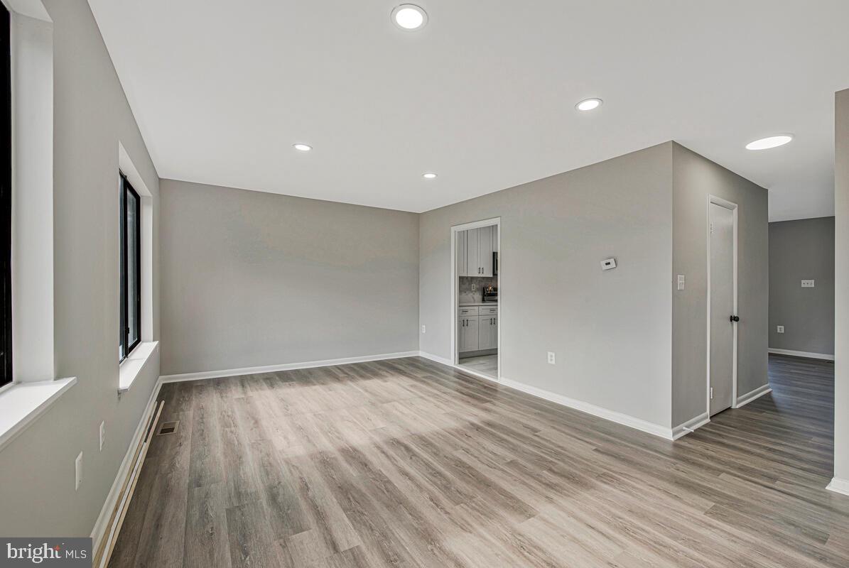 CIPRIANO WOODS - Residential