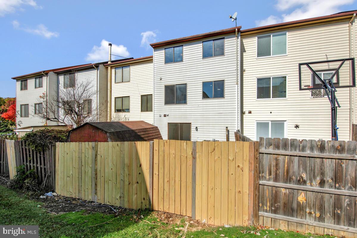 CIPRIANO WOODS - Residential