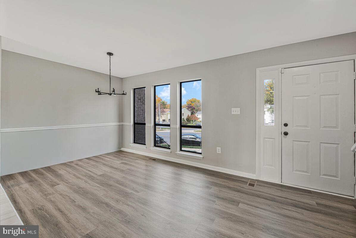 CIPRIANO WOODS - Residential