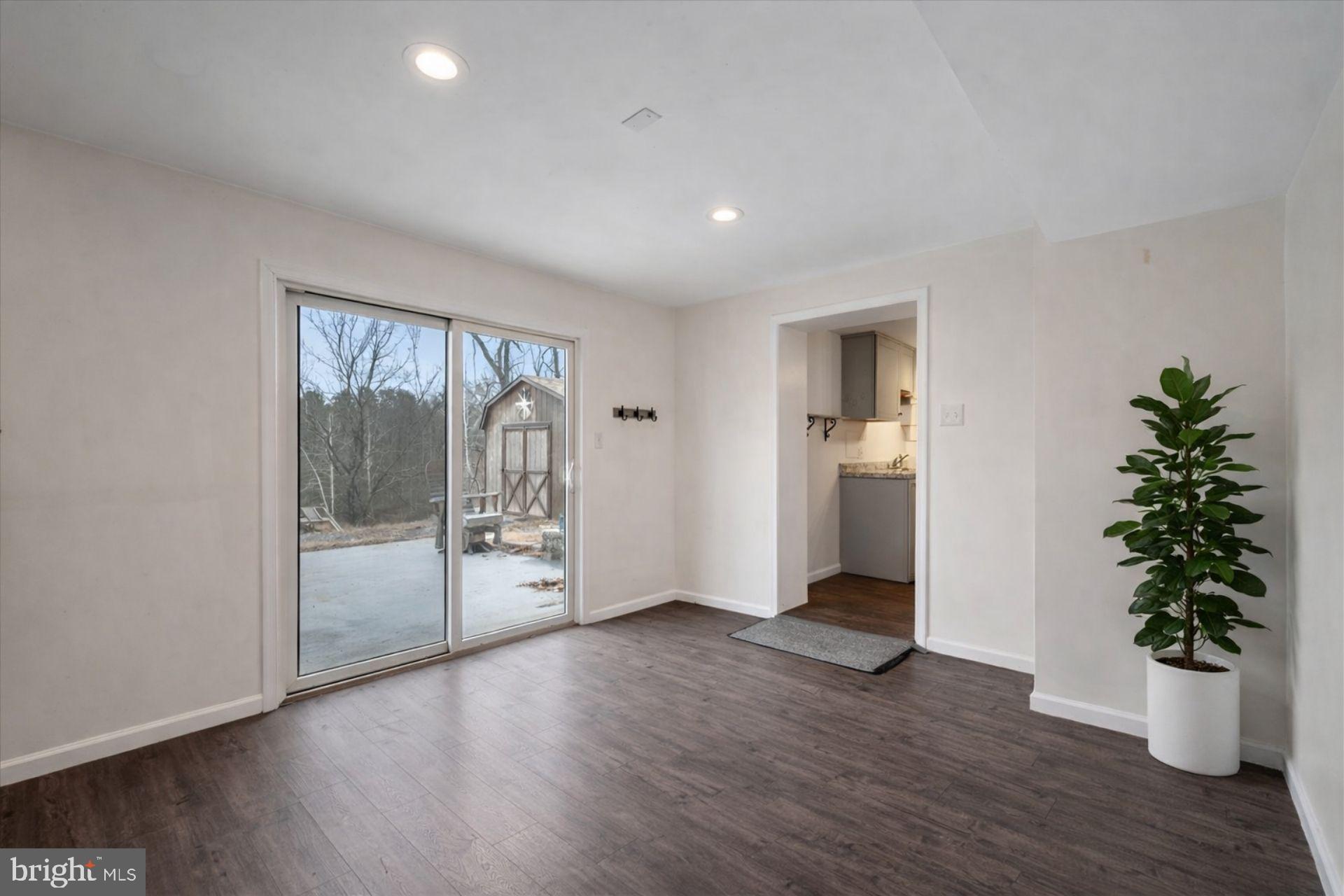 TIMBER RIDGE FARMS - Residential