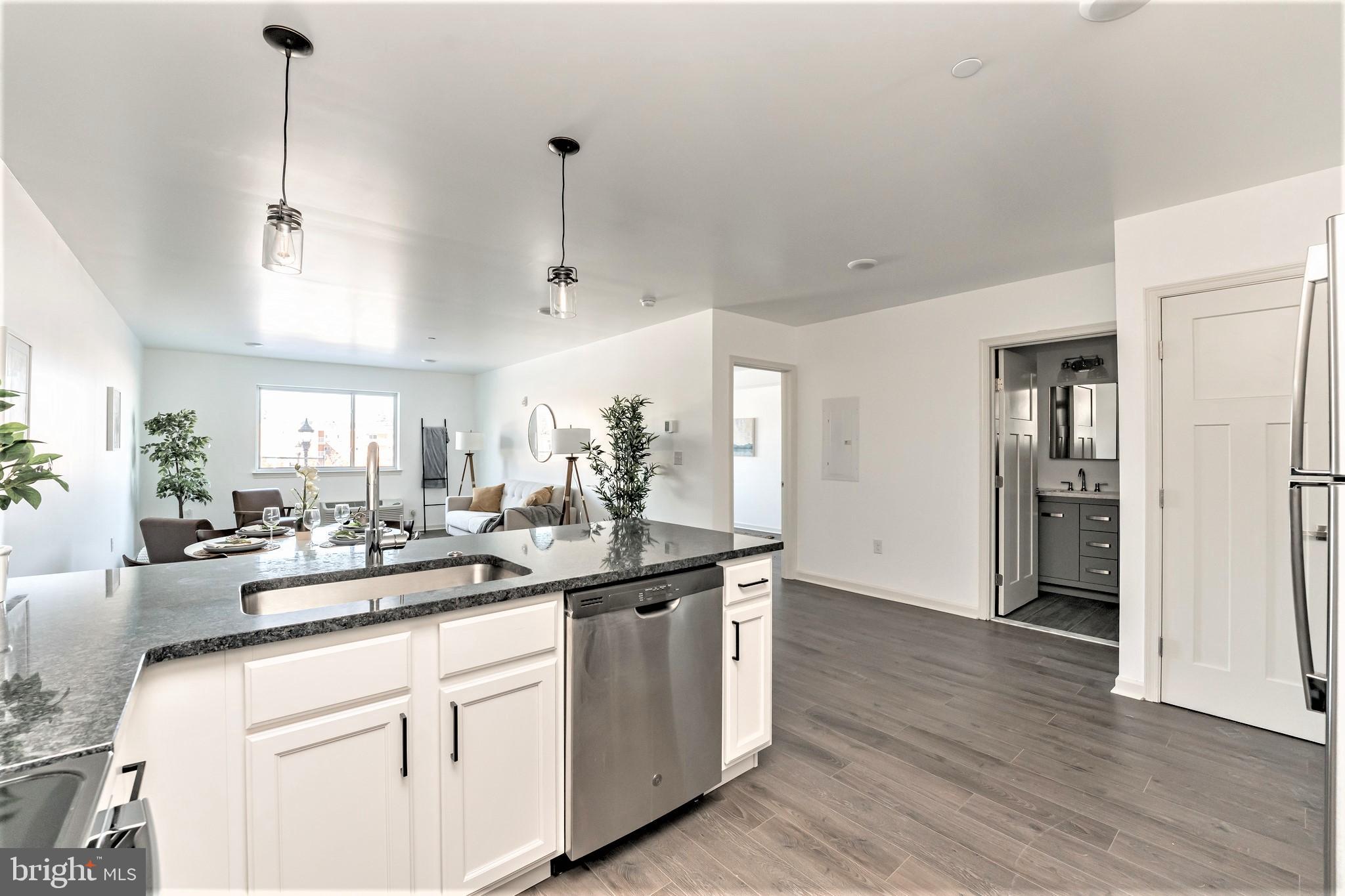 ROXBOROUGH - Residential Lease