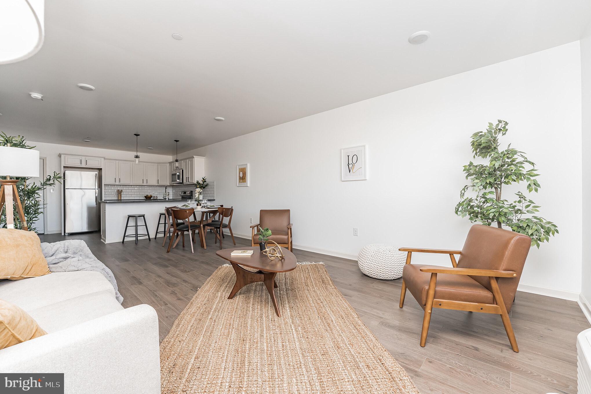 ROXBOROUGH - Residential Lease