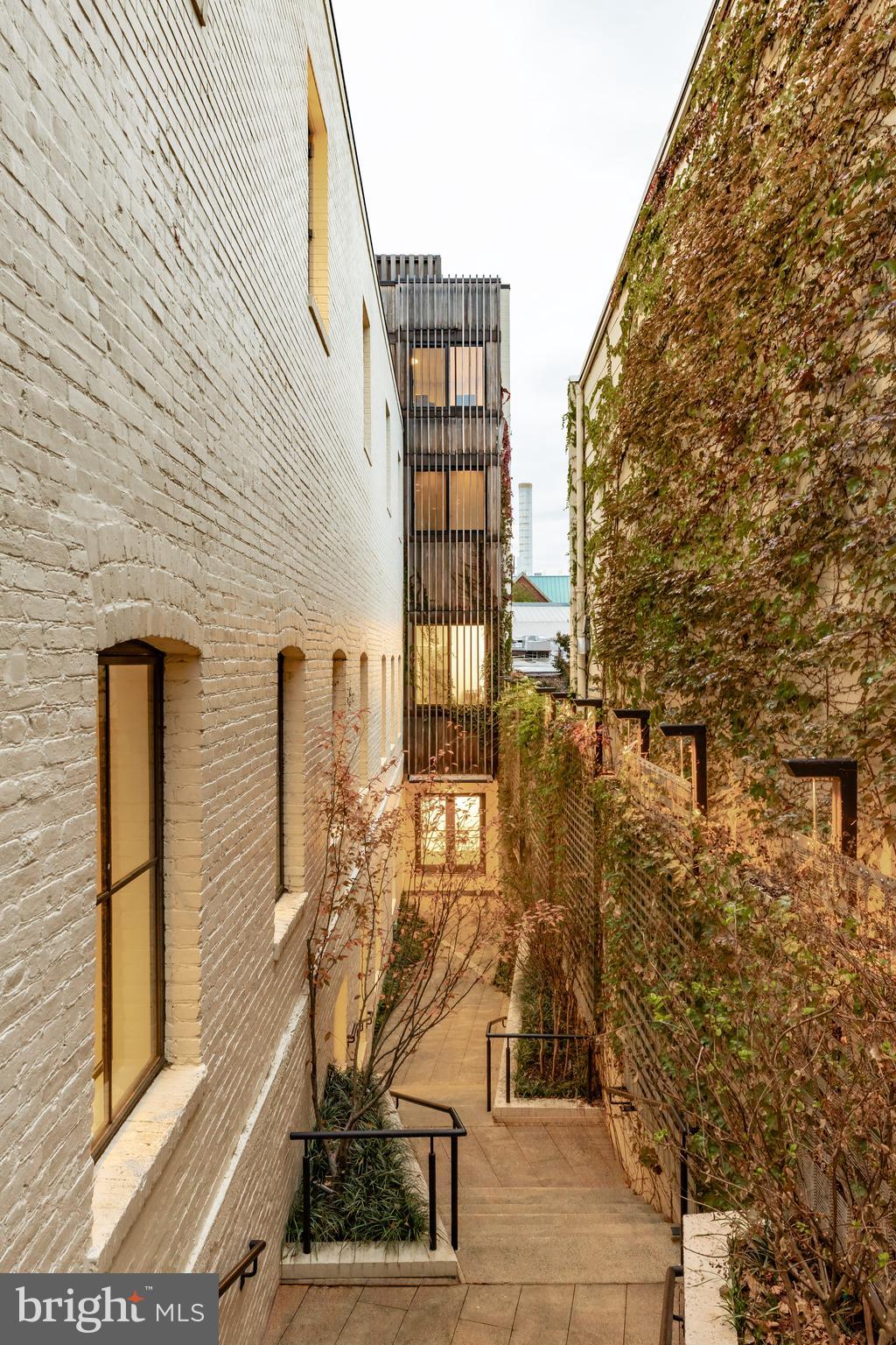 GEORGETOWN - Residential
