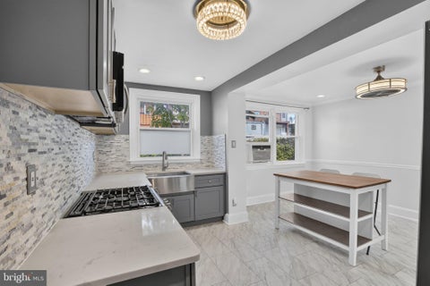 Townhouse For Sale - 1905 Conlyn Street<br/> PHILADELPHIA, PA 19141