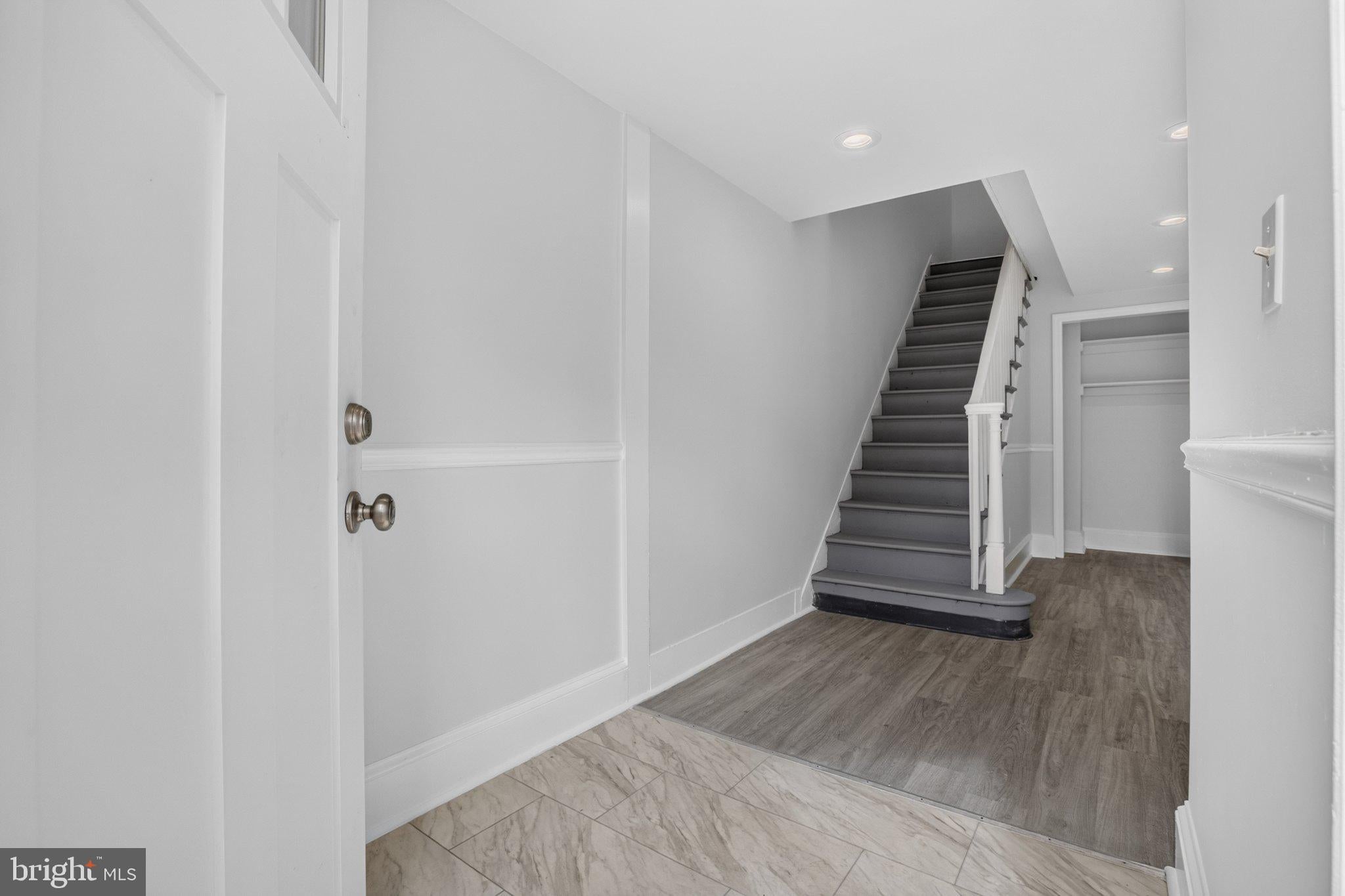1905 CONLYN STREET