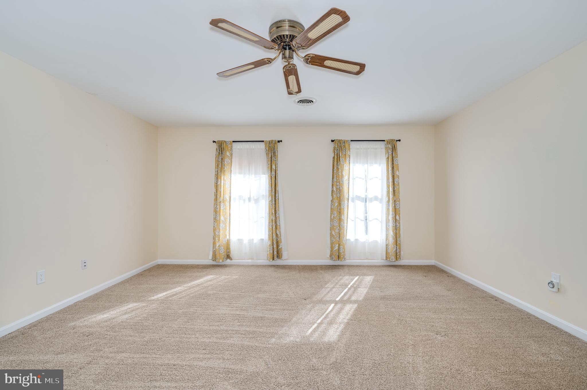 STONEBROOK - Residential