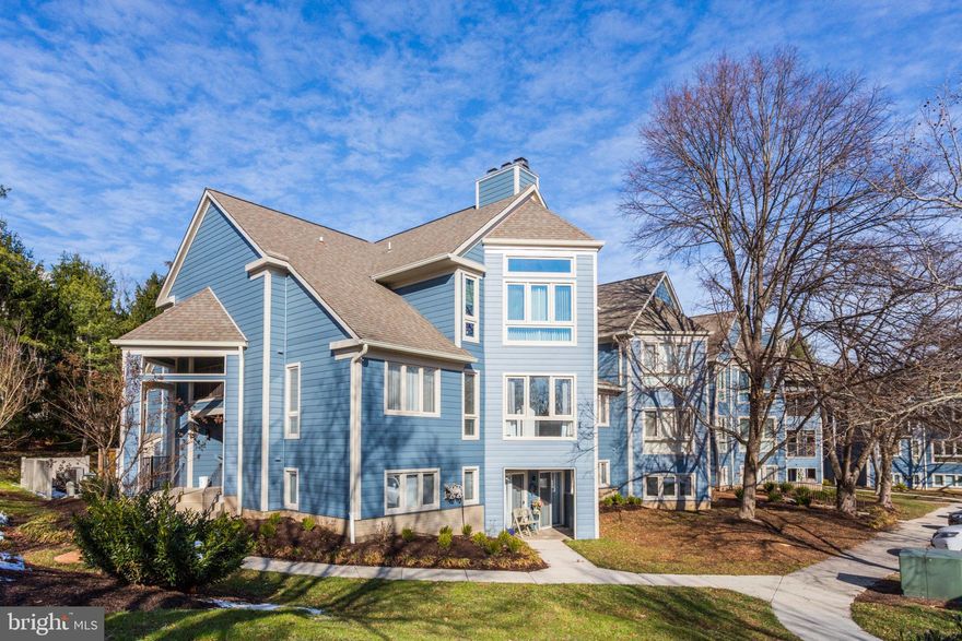 OFFER DEADLINE IS SUNDAY, MARCH 20TH AT 7PM!  PLEASE BRING HIGHEST AND BEST OFFERS! 
 Rare Dorsey Hall home available with a loft!!  This home boasts a three sided fireplace, bedrooms on the opposite side of the condo, walk in closet, vaulted ceiling, skylights, and so much more!  Extremely convenient to shopping, dining, entertainment, and major commuter routes.  Make an appointment today!