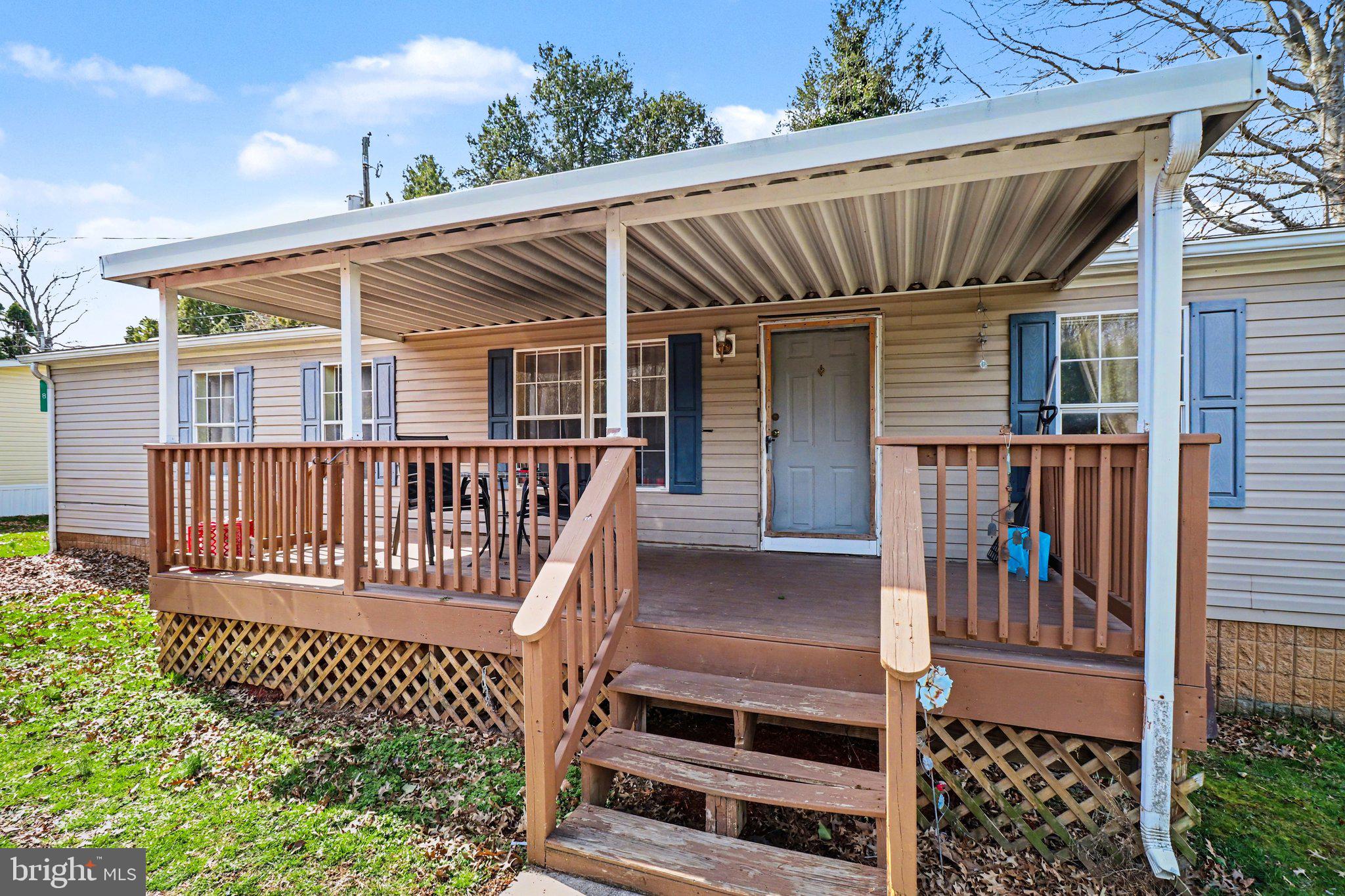 NORTH RIDGE ACRES - Residential