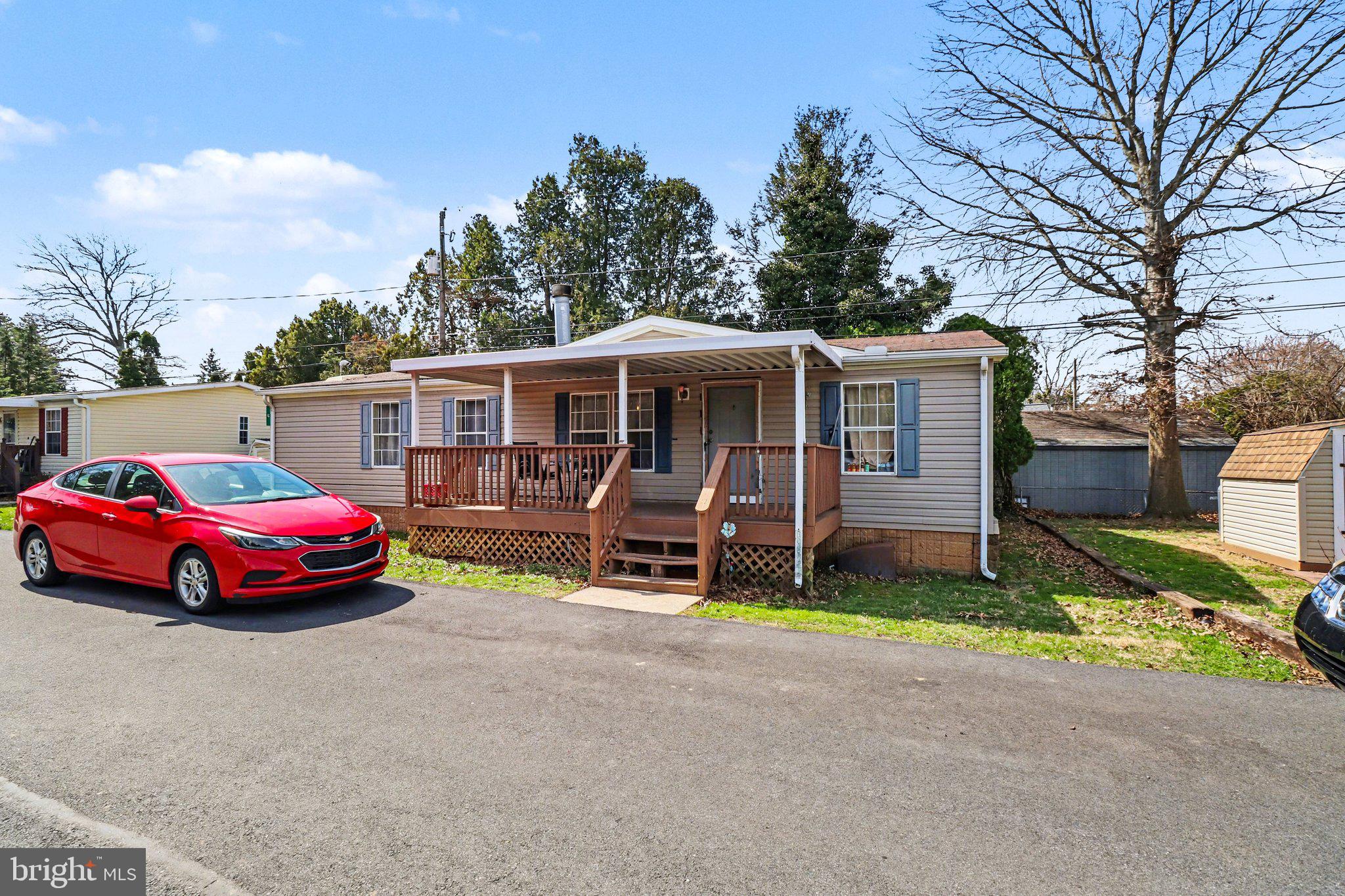 NORTH RIDGE ACRES - Residential