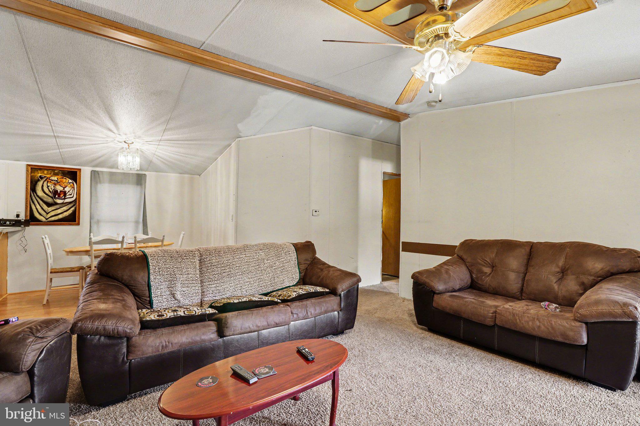 NORTH RIDGE ACRES - Residential