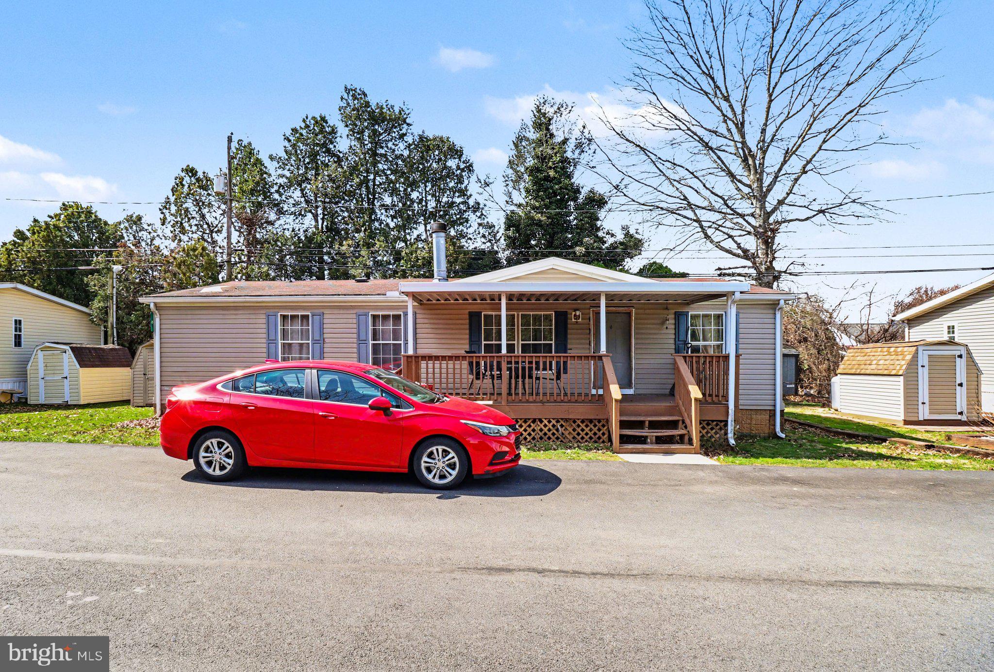 NORTH RIDGE ACRES - Residential