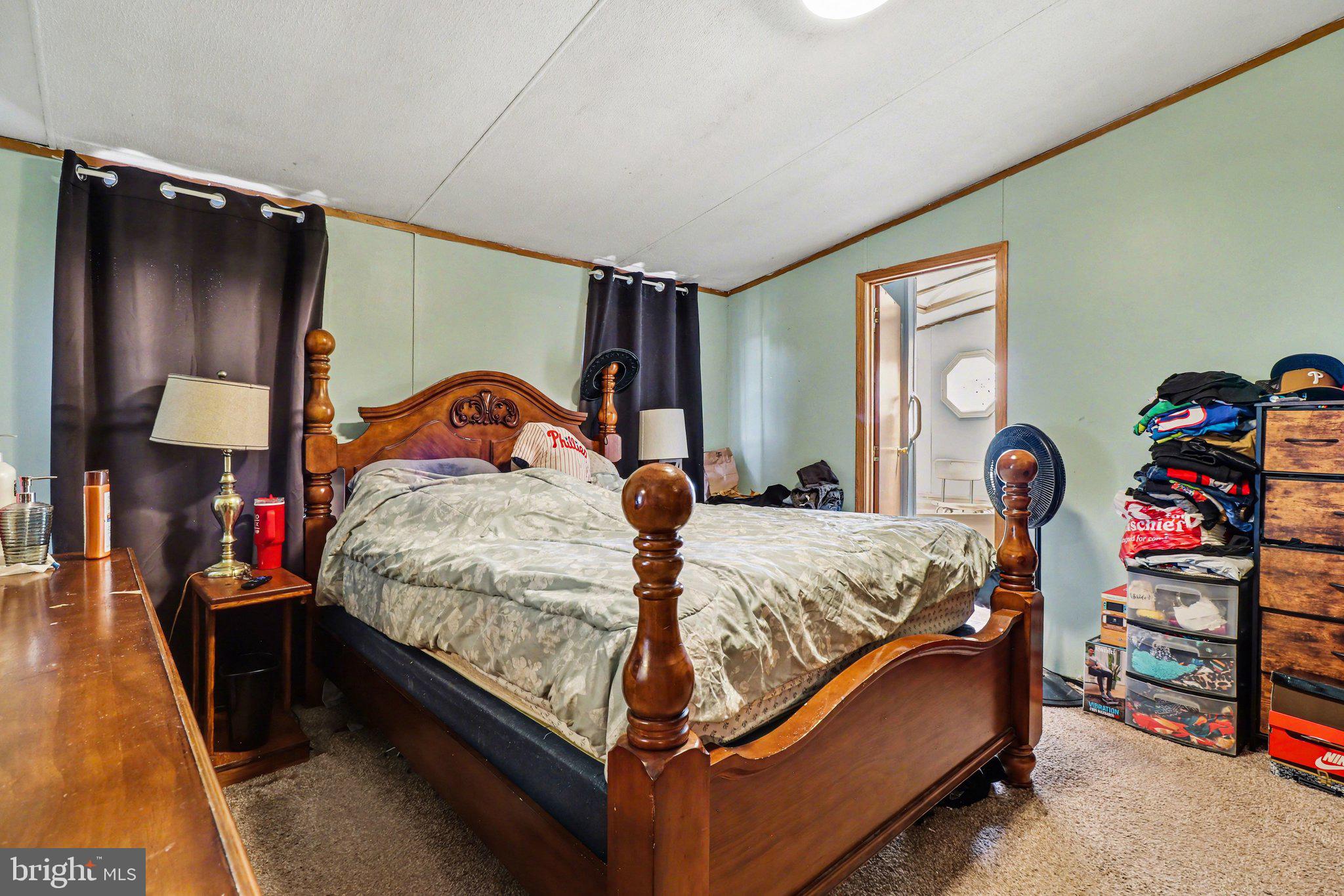 NORTH RIDGE ACRES - Residential