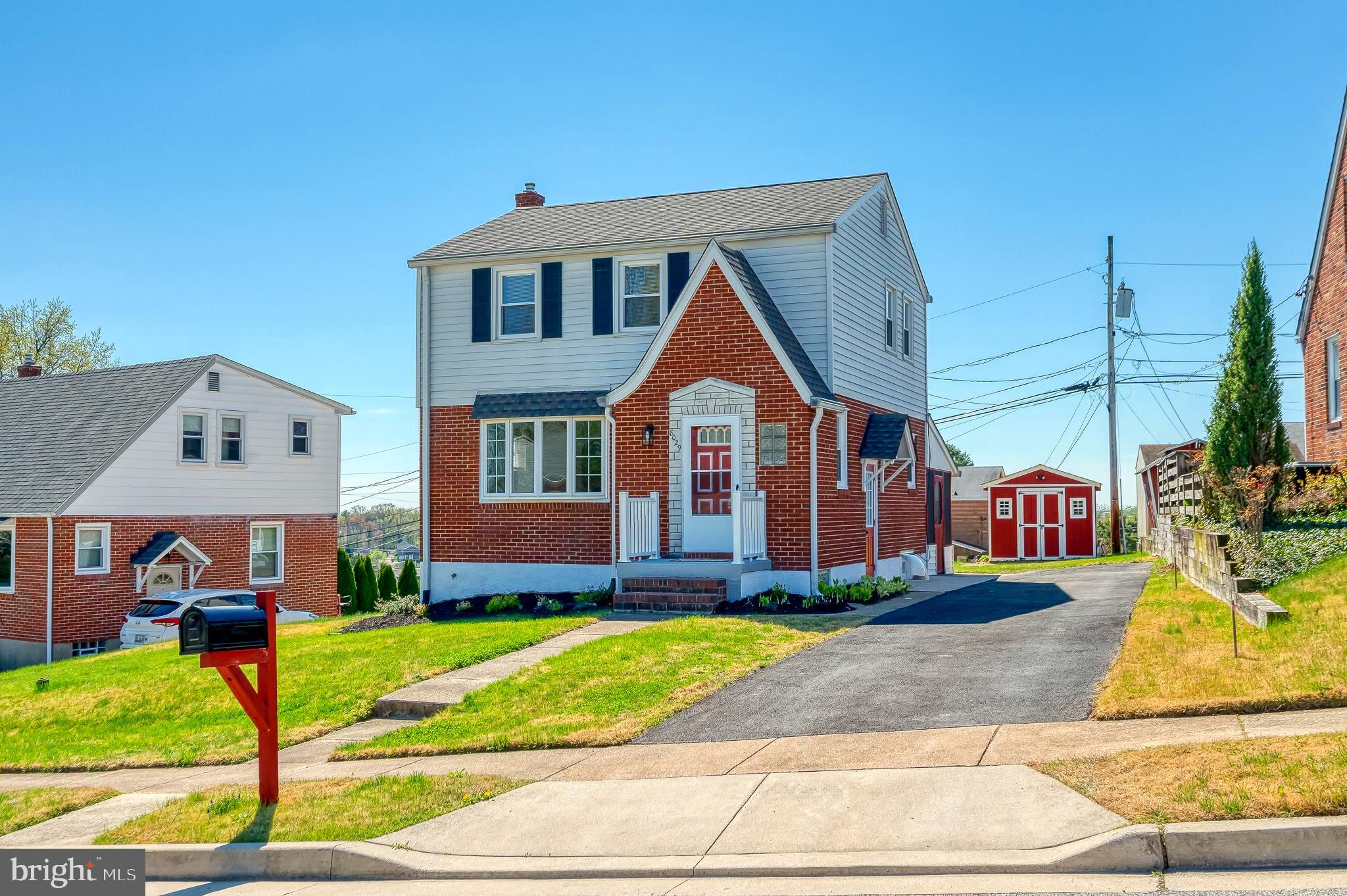 CAMELOT - Residential