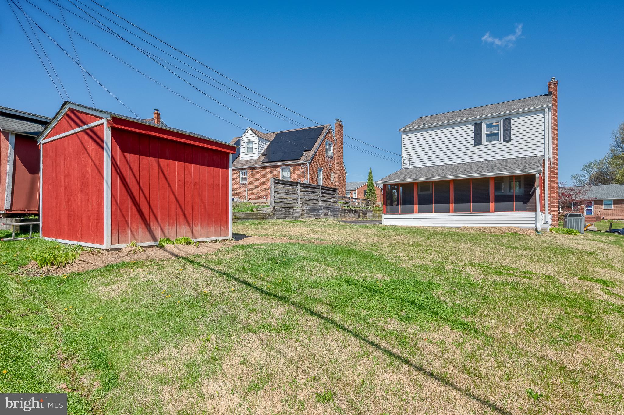 CAMELOT - Residential