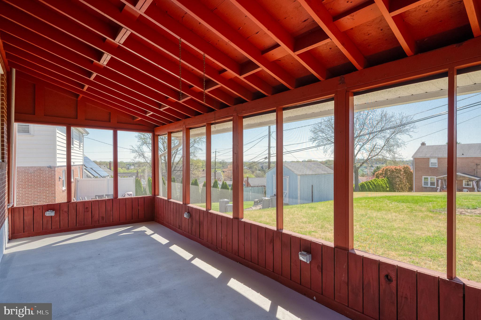 CAMELOT - Residential