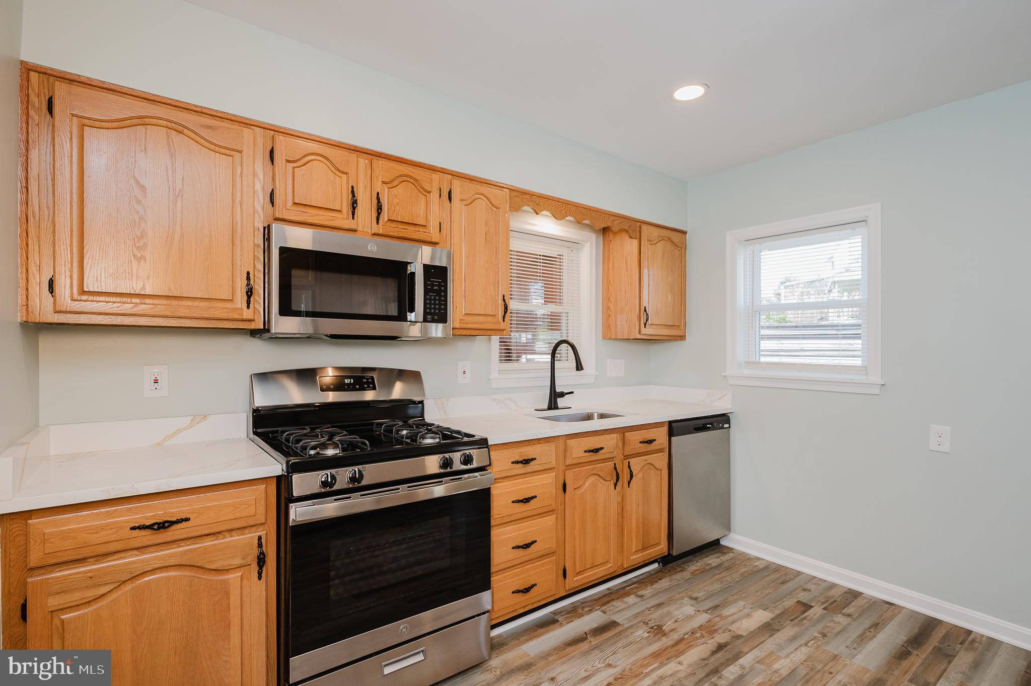 CAMELOT - Residential