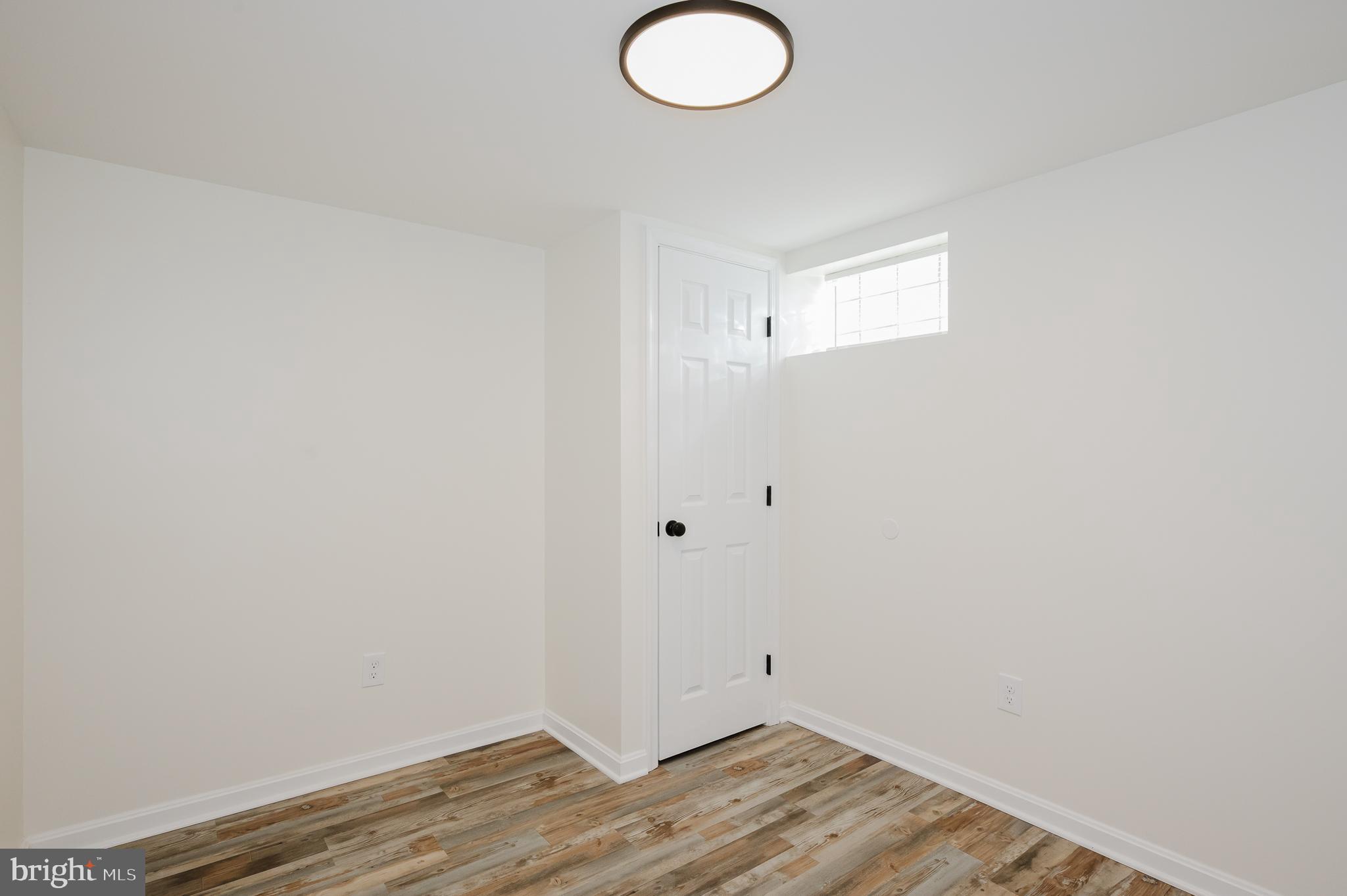 CAMELOT - Residential