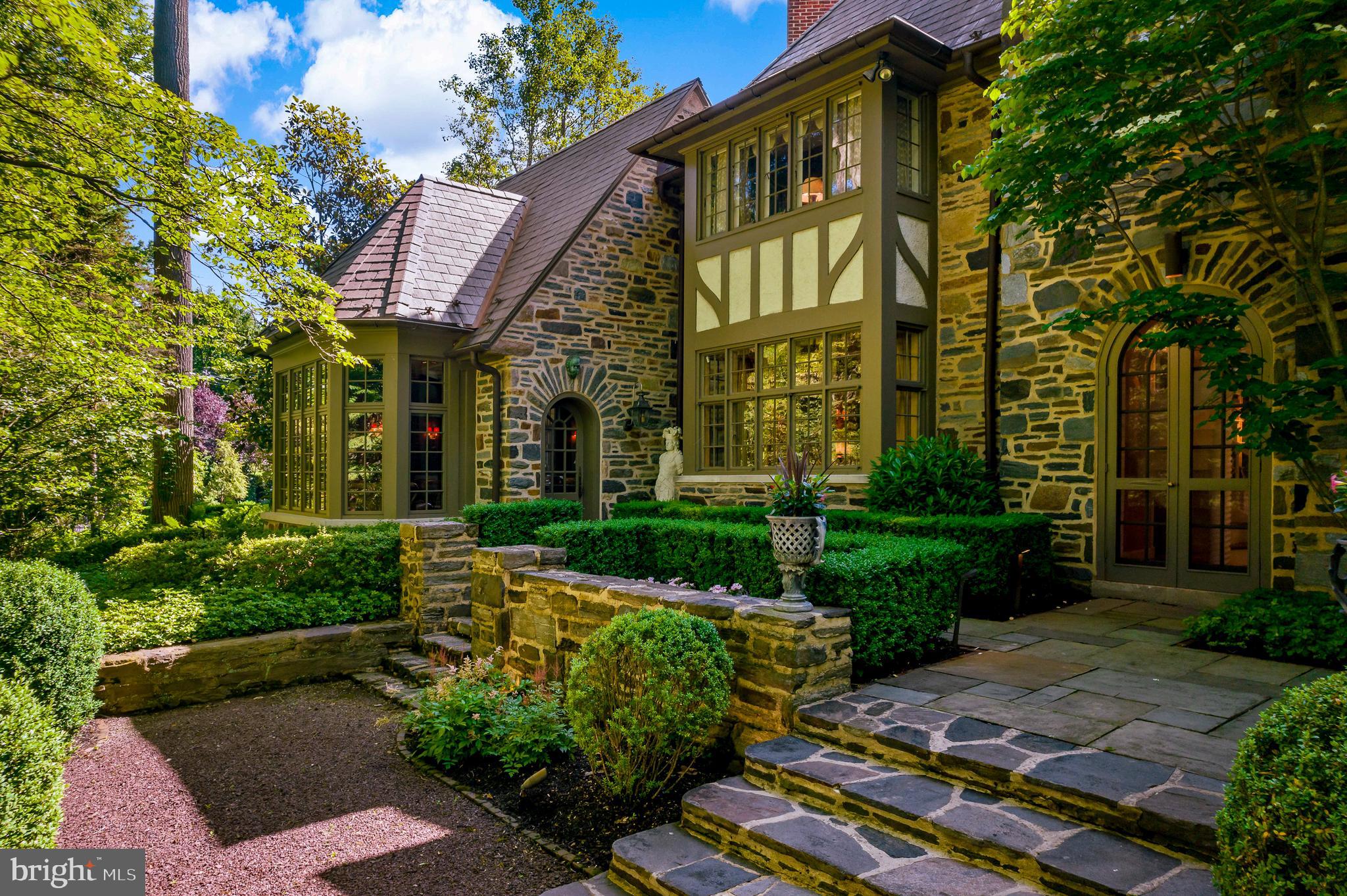 GLADWYNE - Residential