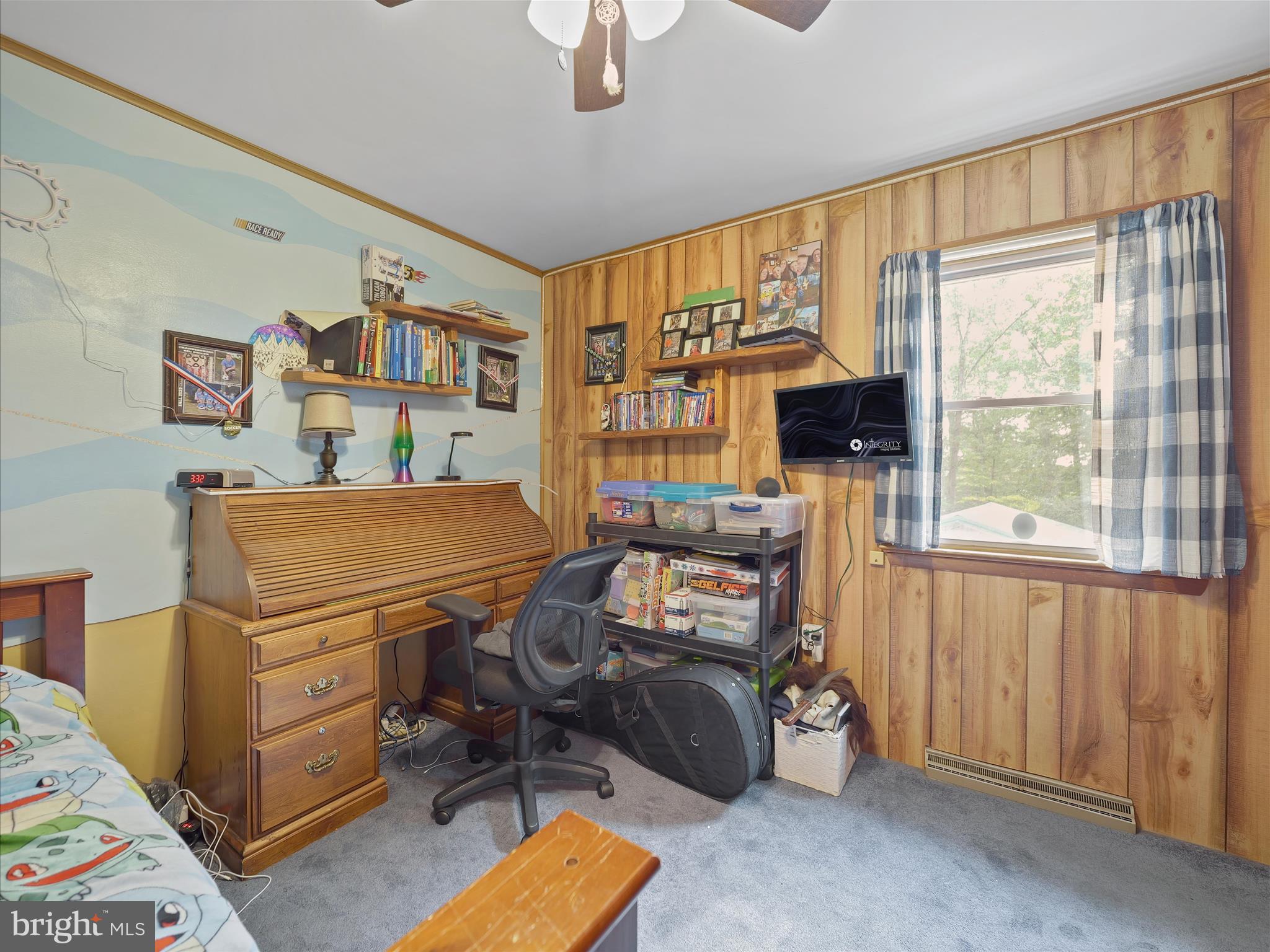 KNOB HILL - Residential