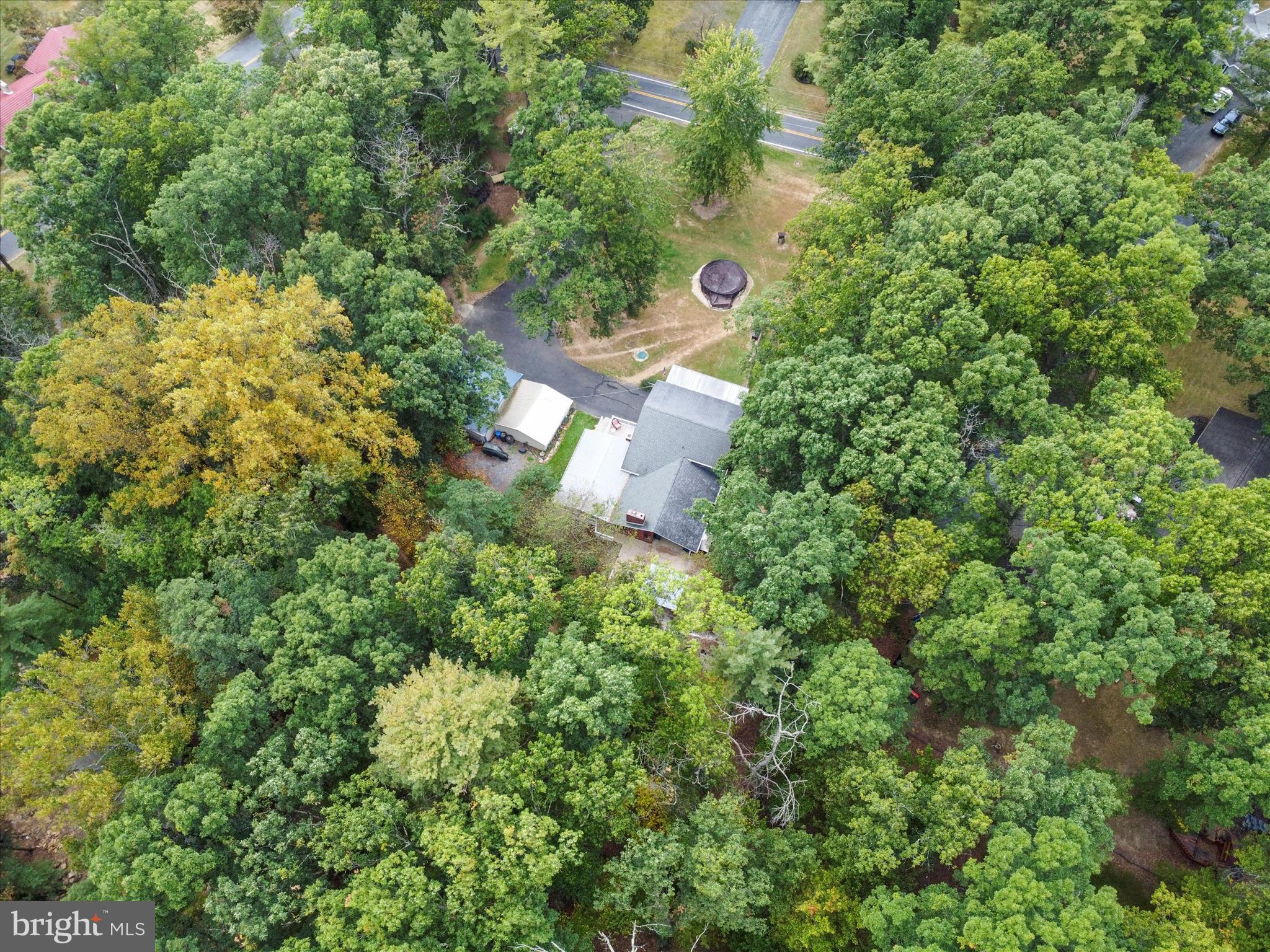 KNOB HILL - Residential