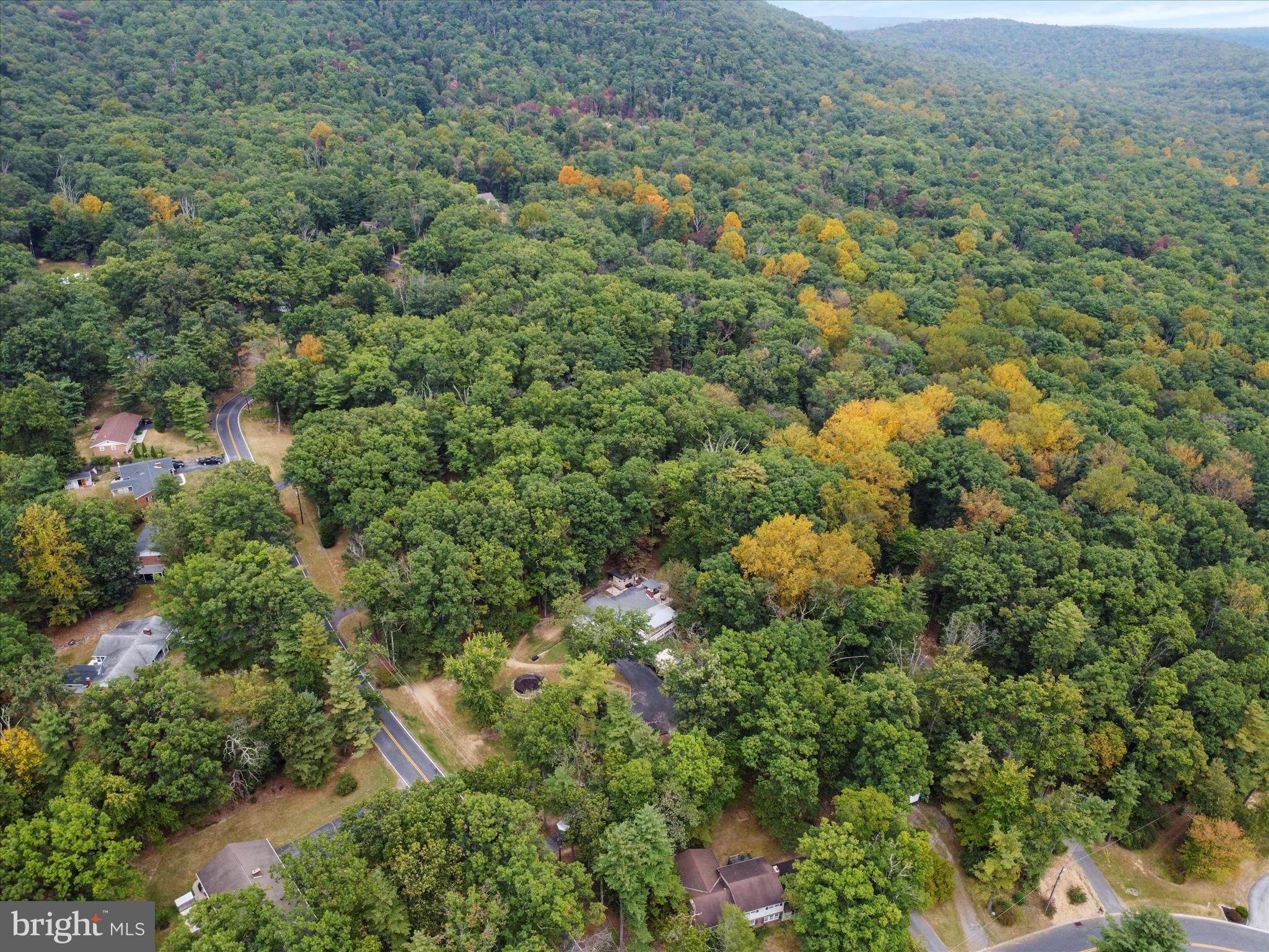 KNOB HILL - Residential