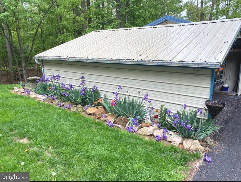 KNOB HILL - Residential